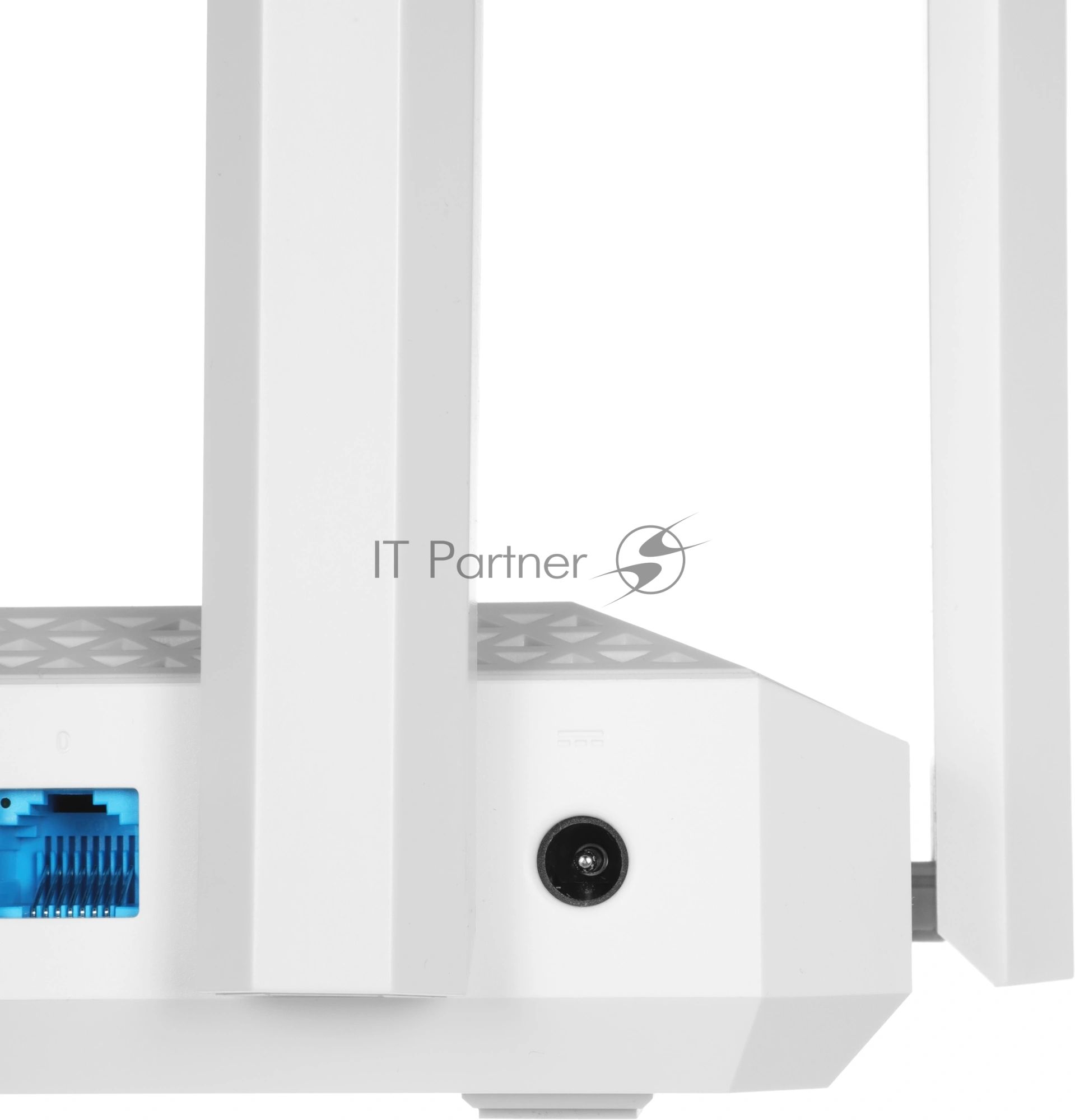 Мультигигабитный интернет-центр Netcraze Ultra (NC-1812) с Mesh Wi-Fi 7 BE7200, Smart-коммутатором 1×10G, 1×2.5G и 4×1G, многофункциональными портами USB 3.2 и 2.0
