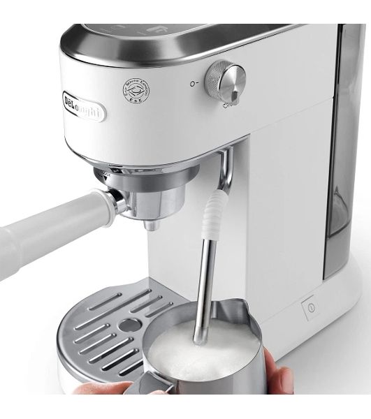 Кофеварка рожковая DeLonghi EC890.WI белый, молотый, 1,1 л, 1450 Вт, 15 бар