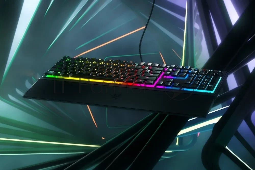 Клавиатура Razer Ornata V3 проводная, USB Type-A, чёрный
