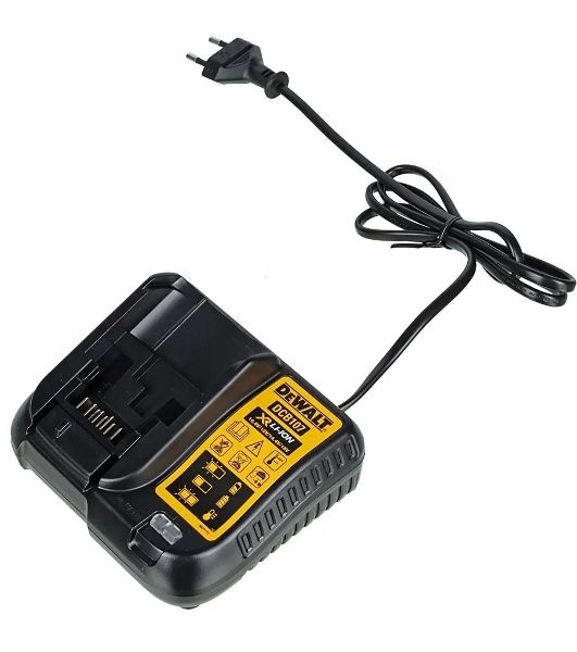 Дрель-шуруповерт DeWalt DCD771D2-QW, 18 В, 2 Ач, 42 Нм, щеточный