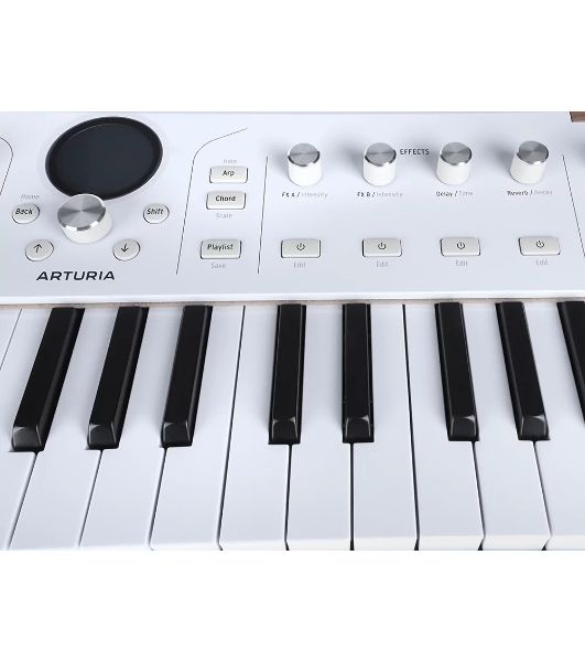 Сценическая клавиатура 230721 Arturia AstroLab 37 White Astrolab White 37 клавиш, полувзвешенная механика, 10 звуковых движков, вокодер, 10 кнопок пресетов, 4 макрорегулятора, MIDI-вход, USB-C и USB-A; аудио Bluetooth; WiFi, цвет белый