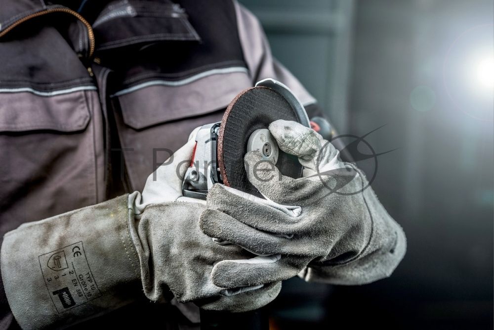 Шлифмашина угловая Metabo WEV 15-125 Quick 600468000 1550вт, 125 мм, 3.5Нм, 11000 об/мин, вес 2.5 кг