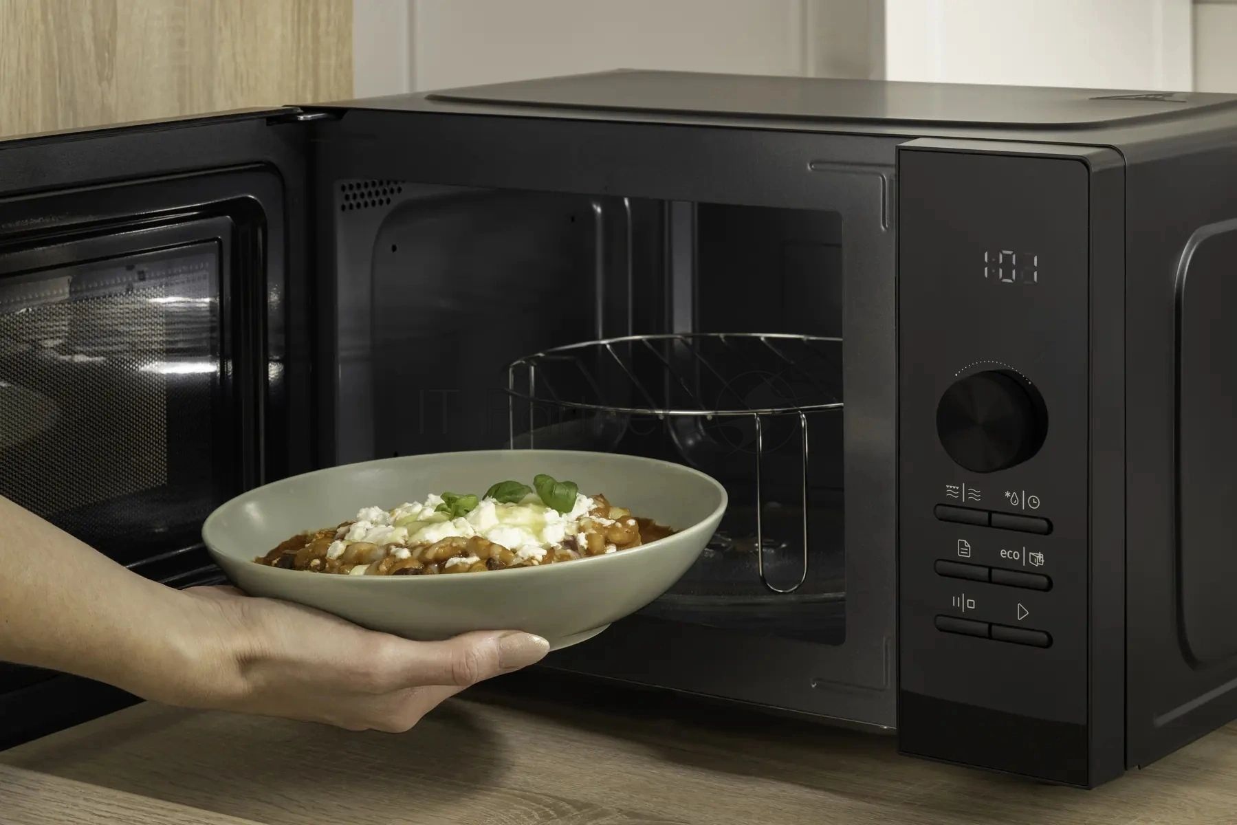 Микроволновая Печь Gorenje MO23A4B5 23л. 800Вт черный