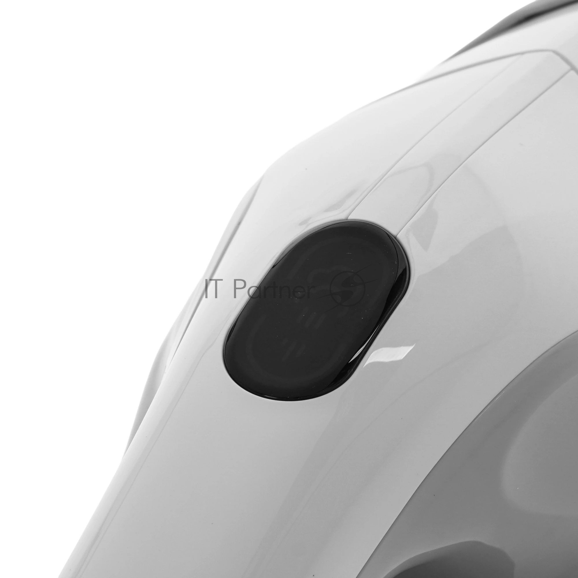 Отпариватель Haier HI-500 белый, 1300 Вт, 23 г/мин, 180 мл