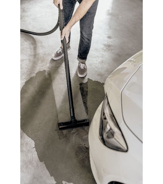 Строительный пылесос Karcher WD 3 P V-17/4/20 желтый, 1000 Вт, уборка сухая/сбор воды, пылесборник мешок/контейнер, 17 л