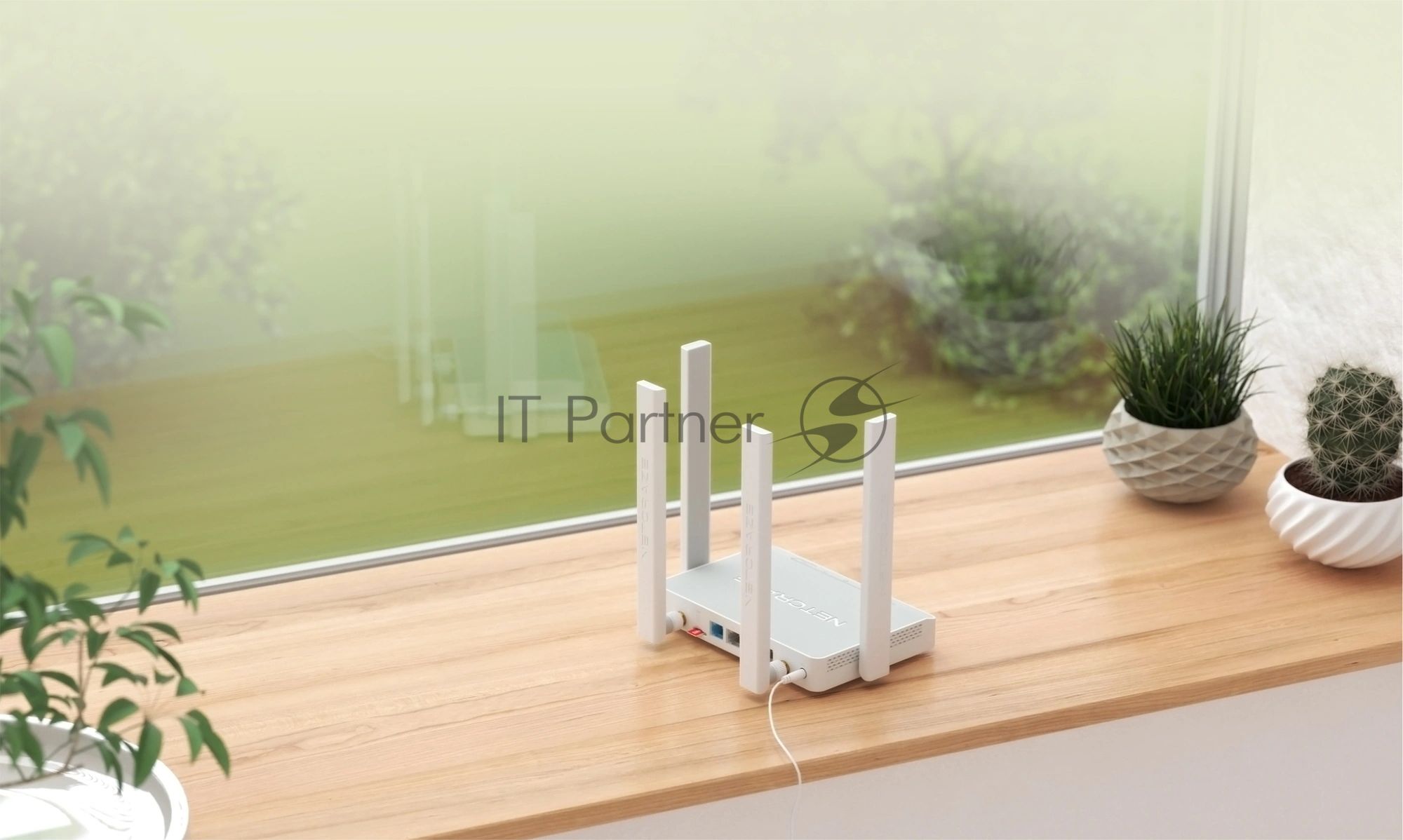 Интернет-центр Netcraze Runner 4G (NC-2212) с модемом 4G, Mesh Wi-Fi N300 и 4-портовым Smart-коммутатором