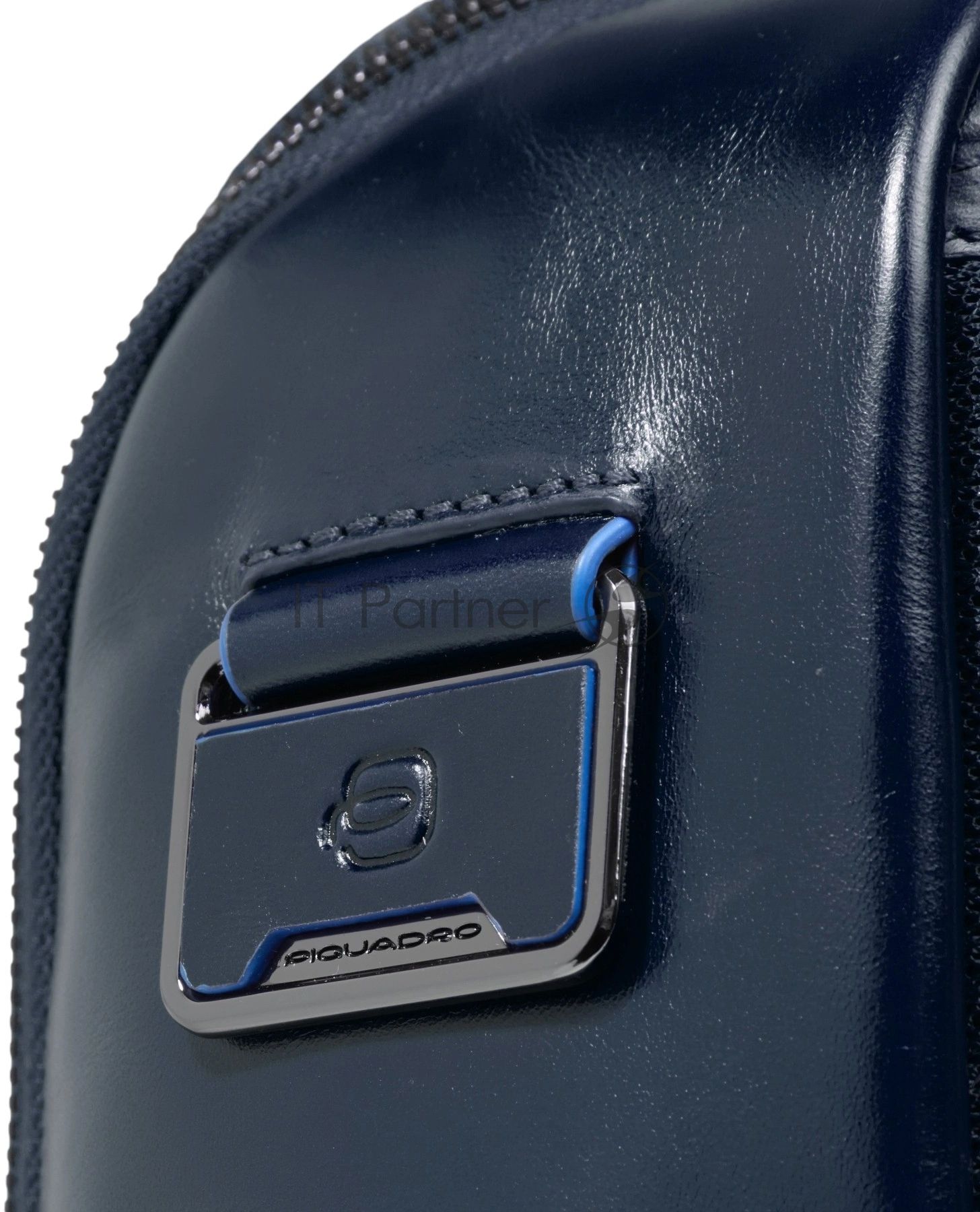 Рюкзак Piquadro Blue Square CA6858B2/BLU2 синий натур.кожа
