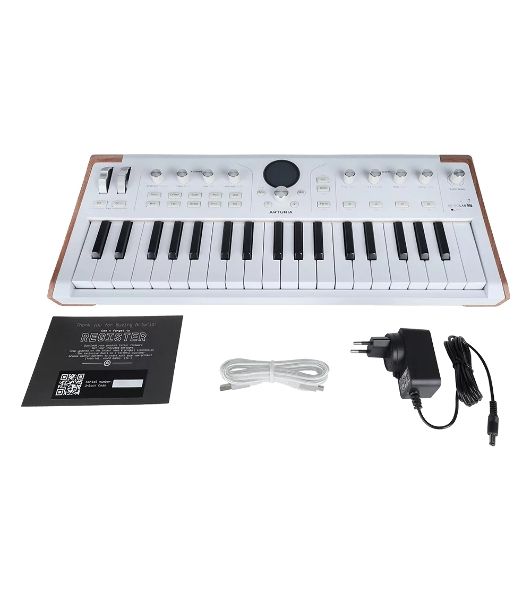 Сценическая клавиатура 230721 Arturia AstroLab 37 White Astrolab White 37 клавиш, полувзвешенная механика, 10 звуковых движков, вокодер, 10 кнопок пресетов, 4 макрорегулятора, MIDI-вход, USB-C и USB-A; аудио Bluetooth; WiFi, цвет белый