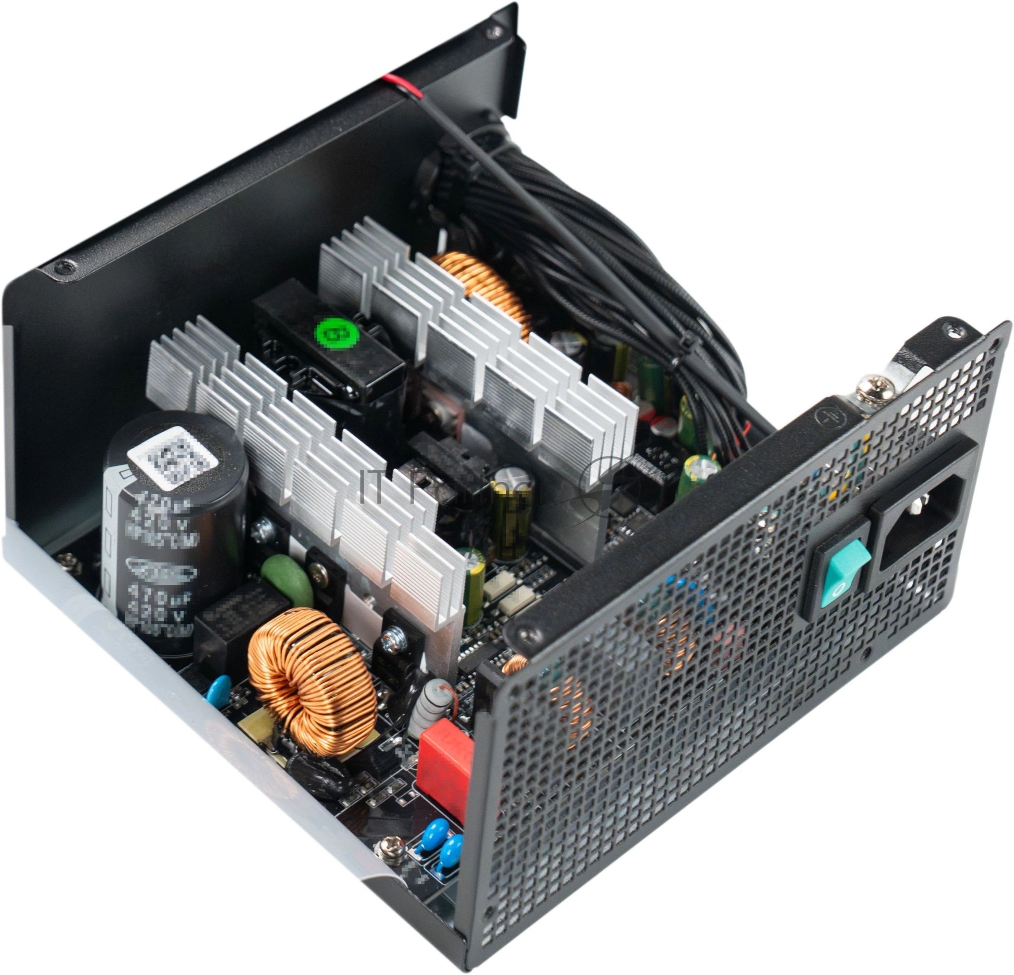 Блок питания Deepcool ATX 750W PF750D V2 80+ silver (20+4pin) APFC 120mm fan 3xSATA RTL