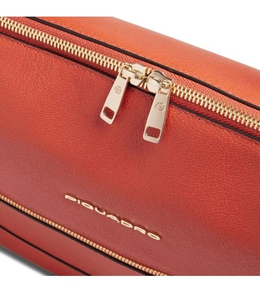 Деловая сумка женская Piquadro Patricia CA4098W140/AR с отделением для ноутбука 14" коралловая натур.кожа