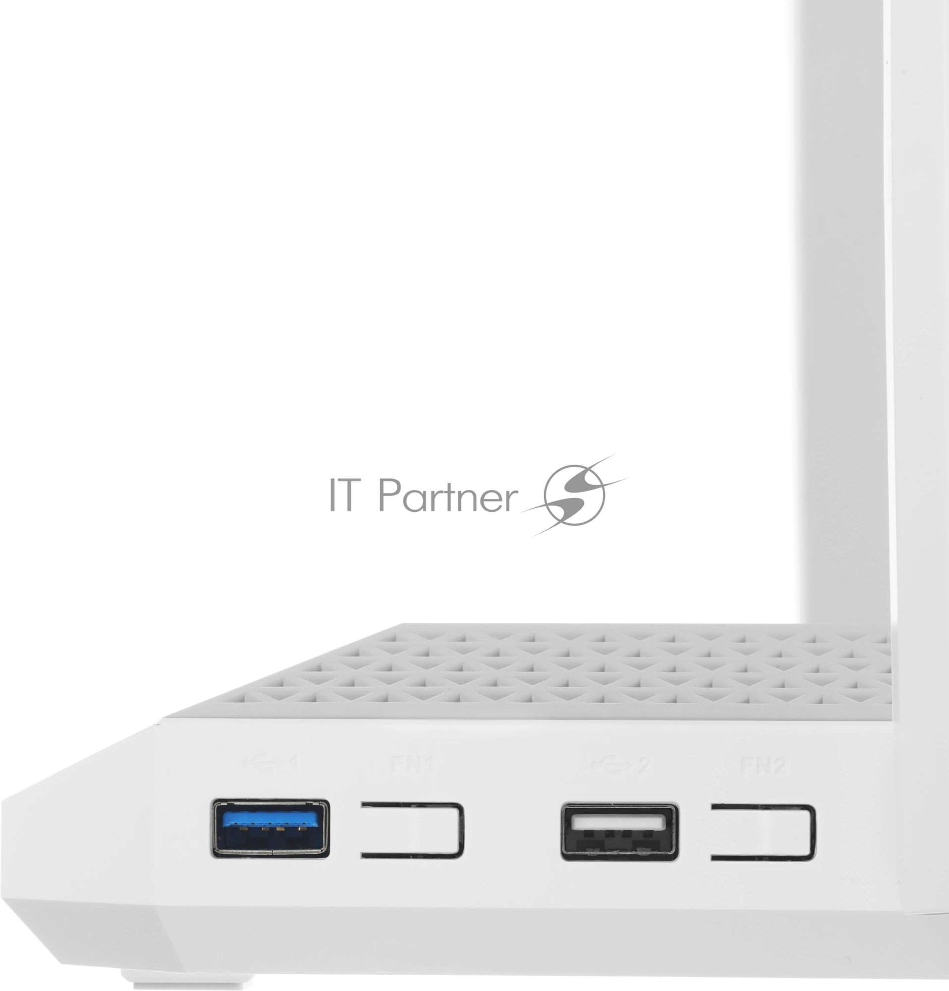 Мультигигабитный интернет-центр Netcraze Giga (NC-1012) с Mesh Wi-Fi 6 AX3000, Smart-коммутатором 1×2.5G/SFP и 4×1G, многофункциональными портами USB 3.0 и 2.0