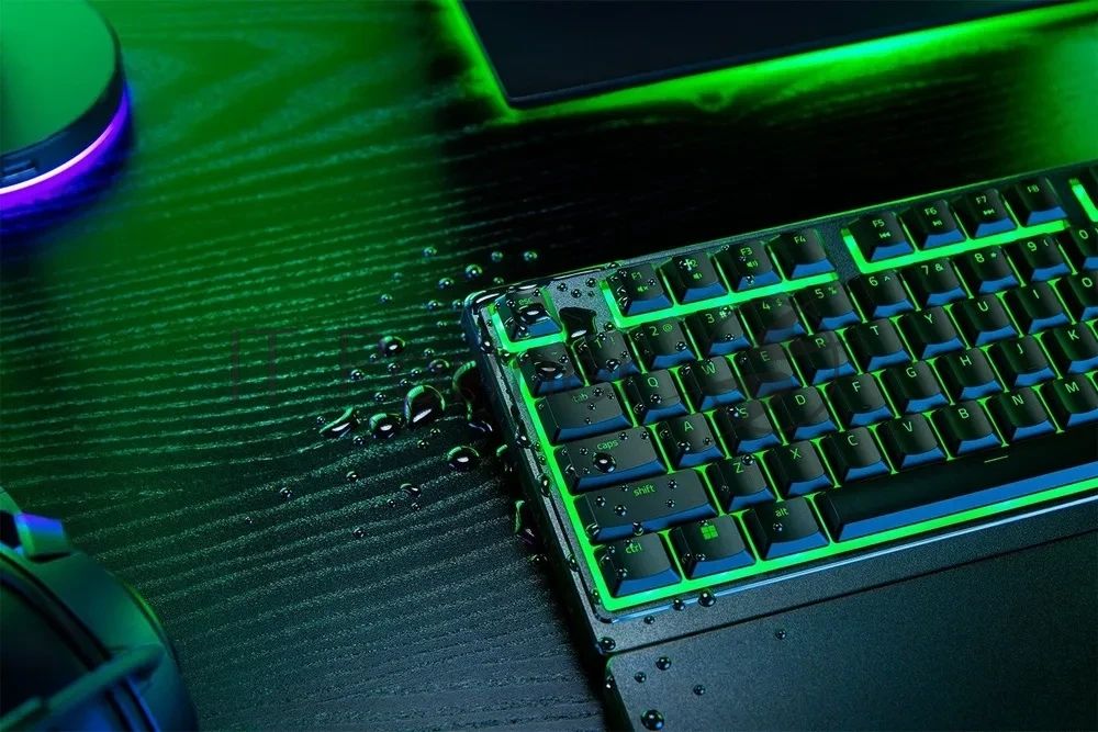 Клавиатура Razer Ornata V3 X проводная, USB Type-A, чёрный