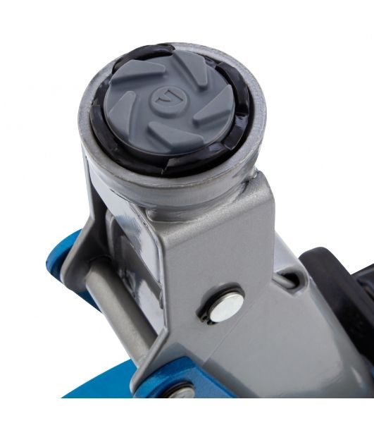 Домкрат Stels 51132 гидравлический подкатной с фиксатором 2.5 т safety pin 140-385 мм в кейсе