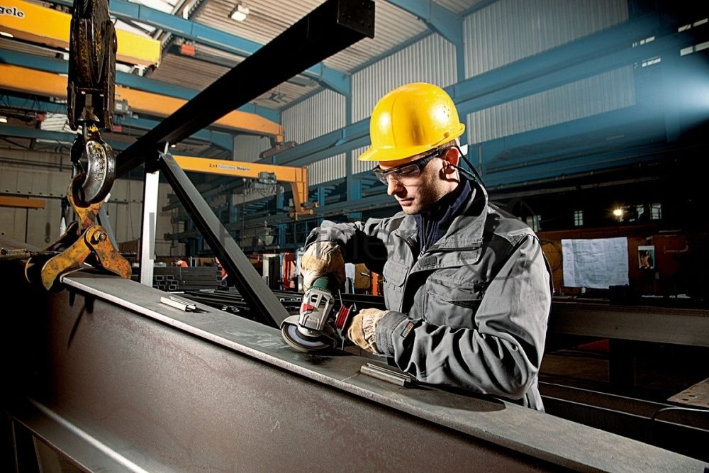 Шлифмашина угловая Metabo WEV 15-125 Quick 600468000 1550вт, 125 мм, 3.5Нм, 11000 об/мин, вес 2.5 кг