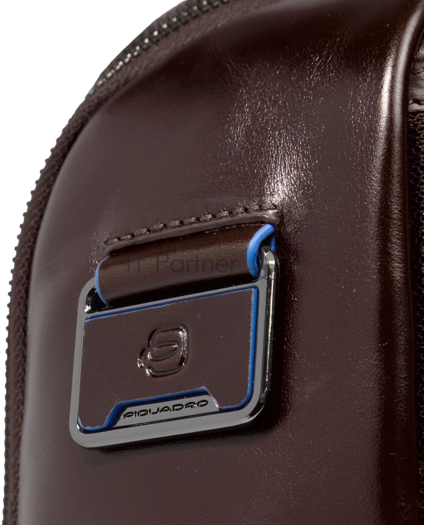 Рюкзак Piquadro Blue Square CA6858B2/MO красное дерево натур.кожа