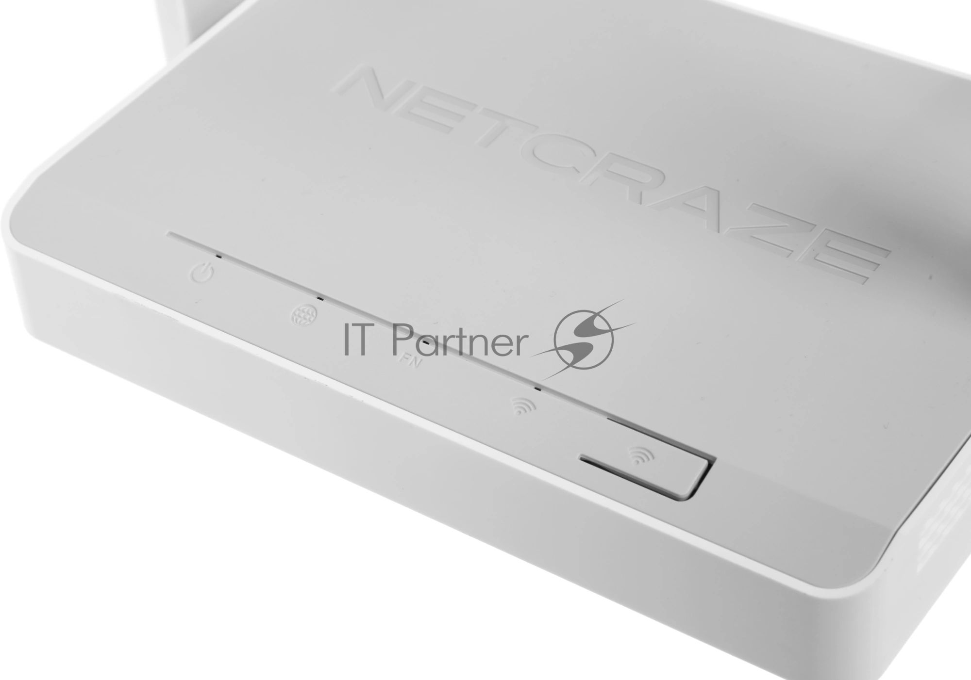 Гигабитный интернет-центр Netcraze Viva (NC-1913) с Mesh Wi-Fi 5 AC1200, 4-портовым Smart-коммутатором и многофункциональным портом USB