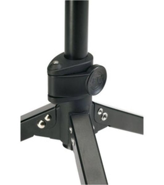 Микрофонная стойка "журавль" K&M 21020-300-55 высота от 900 до 1605 мм, длина стрелы 800 мм, металлические узлы, складная конструкция, материал стойки - сталь, цвет черный