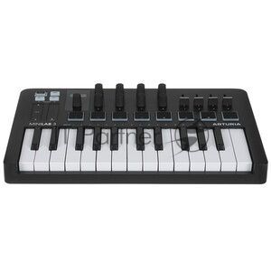 Клавиатура MIDI 231509 Arturia MiniLAB 3 Rose Quartz 25 клавиш, 8 энкодеров, 8 RGB пэдов, 8 фейдеров, дисплей, сенсорные регуляторы Pitch/Modulation, MIDI-выход, 1/4" Jack вход педали, режим Chord, арпеджиатор, USB-C