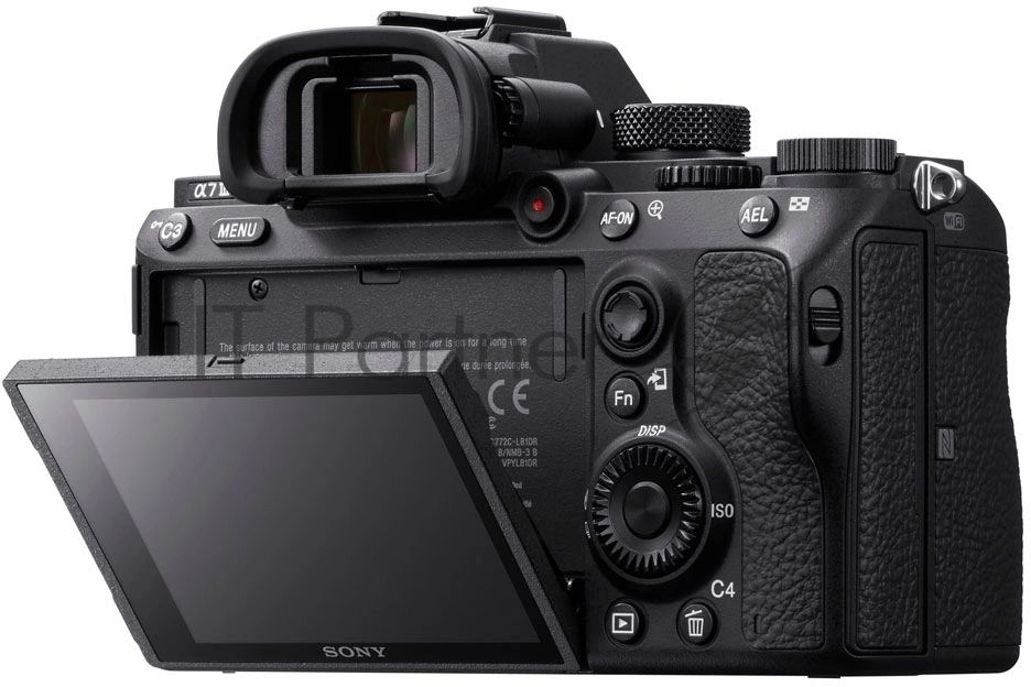 Цифровой фотоаппарат Sony Alpha ILCE-7M3 Body