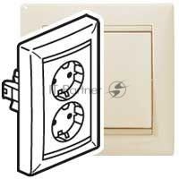 Legrand Legrand 774370 Розетка двойная (моноблок) Valena с заземлением (слоновая кость)