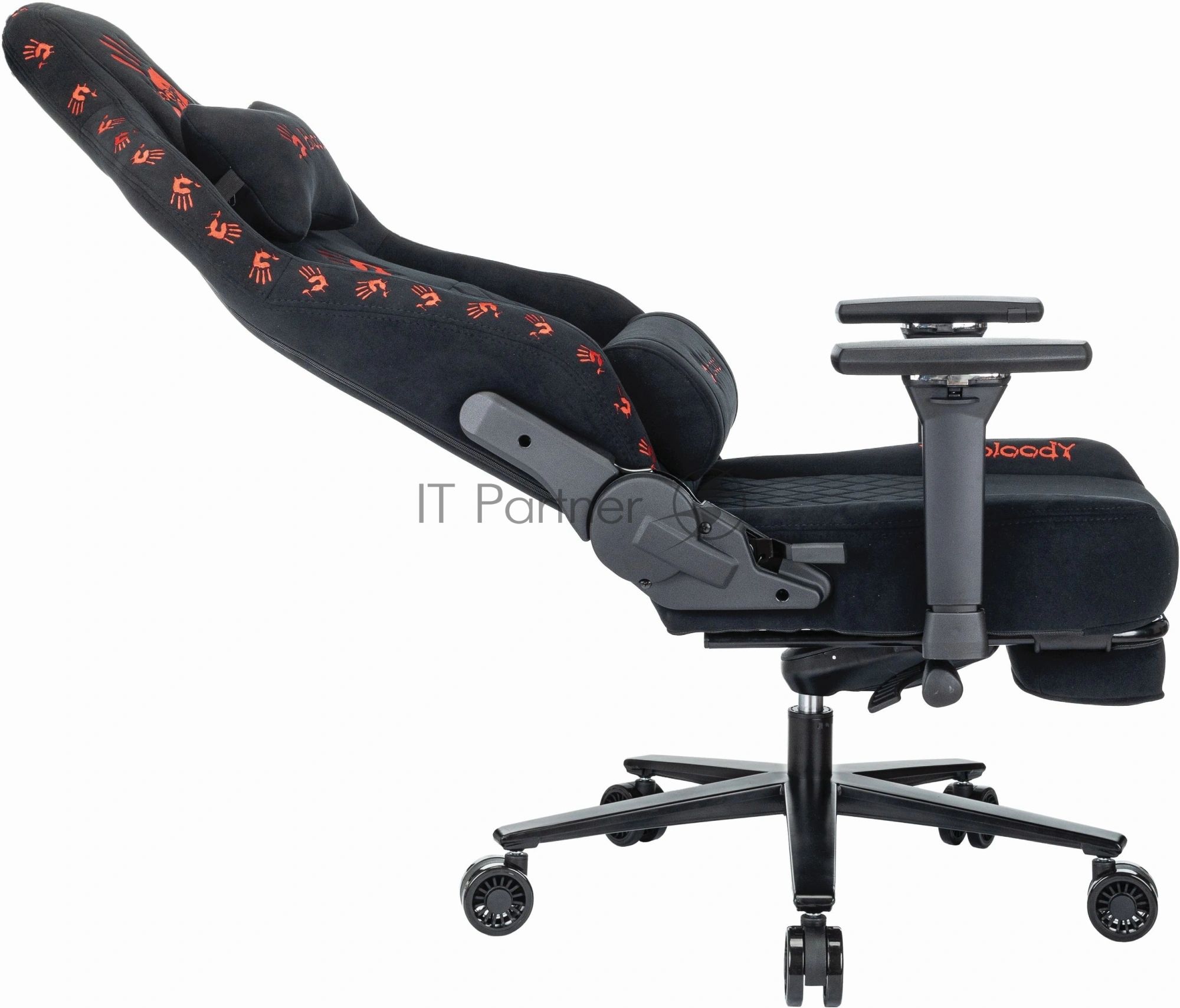 Кресло игровое A4Tech Bloody GC-670 черный искусственная замша с подголов. крестов. металл подст.для ног