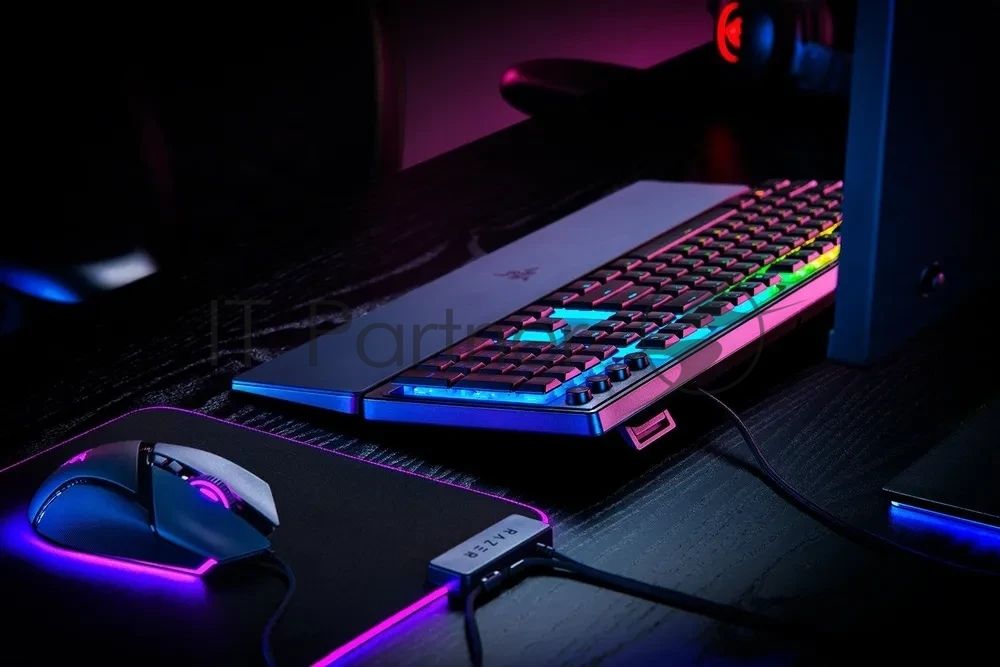Клавиатура Razer Ornata V3 проводная, USB Type-A, чёрный