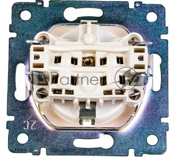 Механизм розетки 1-м СП Valena 2К+З с заземл. нем. станд. белый (DIY-упак.) Legrand 694280