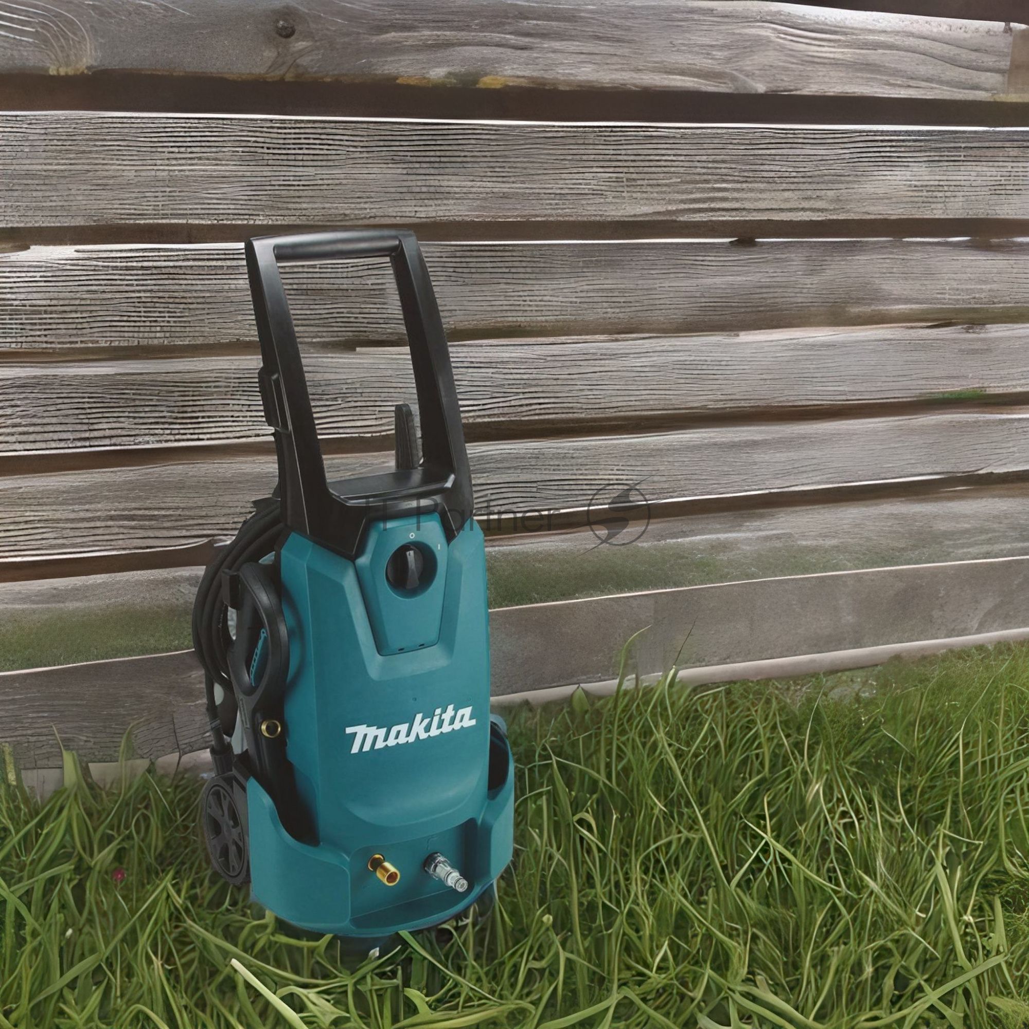 Мойка высокого давления Makita HW1200 1800Вт;100бар;420л/ч;шланг-10м;вес 11 кг