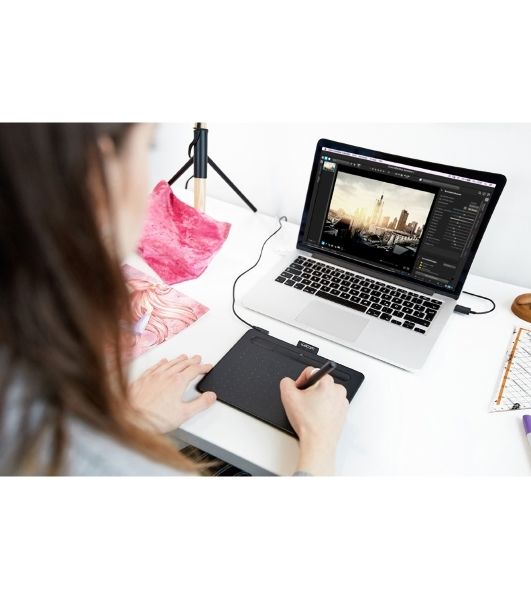 Графический планшет Wacom Intuos S CTL-4100K-N USB черный