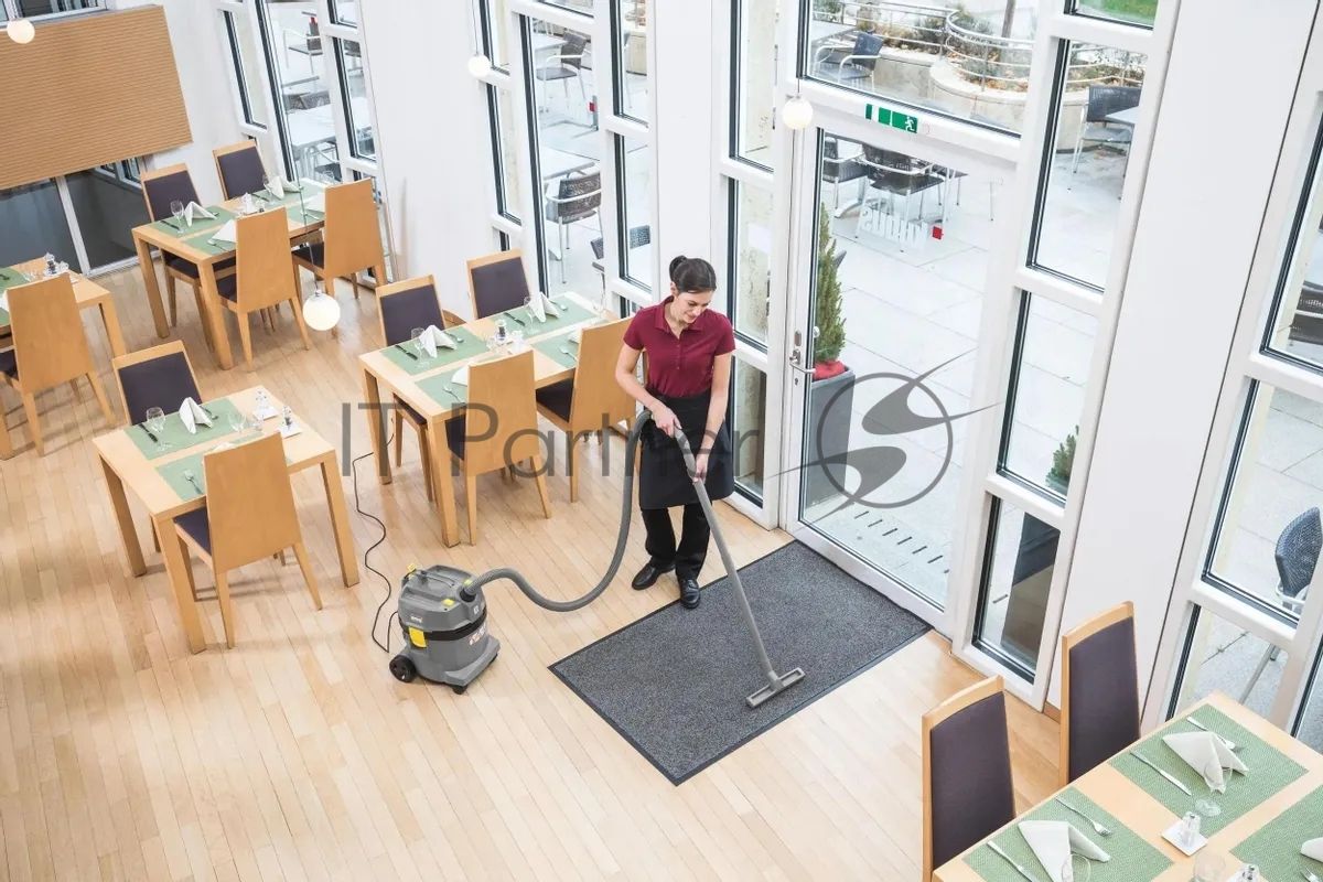 Пылесос строительный Karcher NT 22/1 Ap Te серый, 1300 Вт, уборка сухая/влажная, пылесборник мешок/контейнер, 22 л