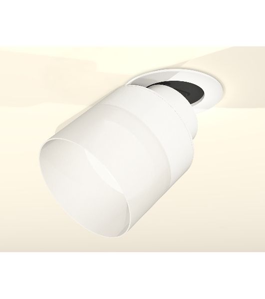 Светильник Ambrella Light XM8101521 SWH/FR белый песок/белый матовый GX53 (A2241, A2105, C8101, N8402)