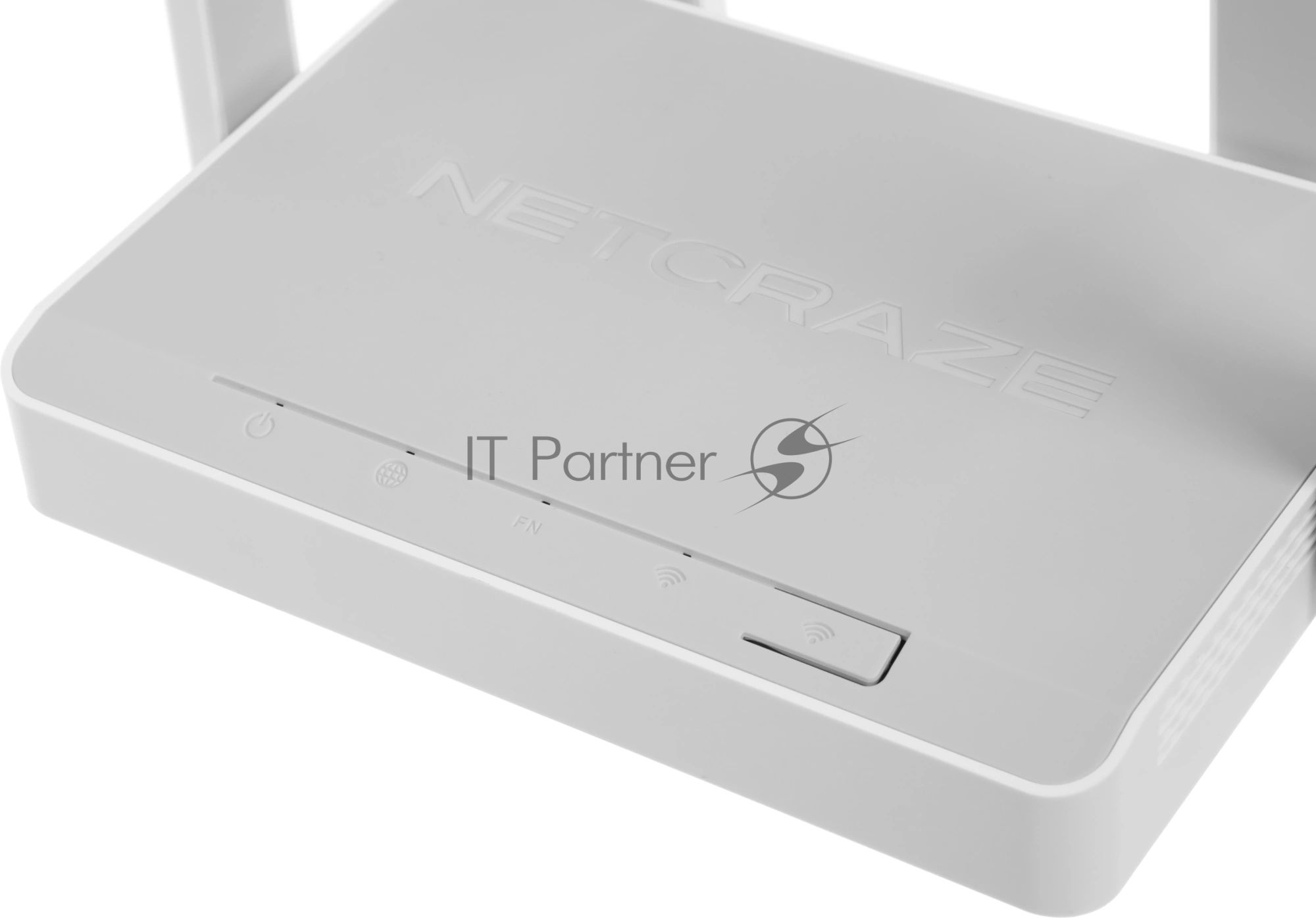 Гигабитный интернет-центр Netcraze Speedster (NC-3013) с Mesh Wi-Fi 5 AC1200, 4-портовым Smart-коммутатором и переключателем режима роутер/ретранслятор