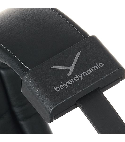 Проводные наушники Beyerdynamic DT 1770 PRO MK II черный, полноразмерные