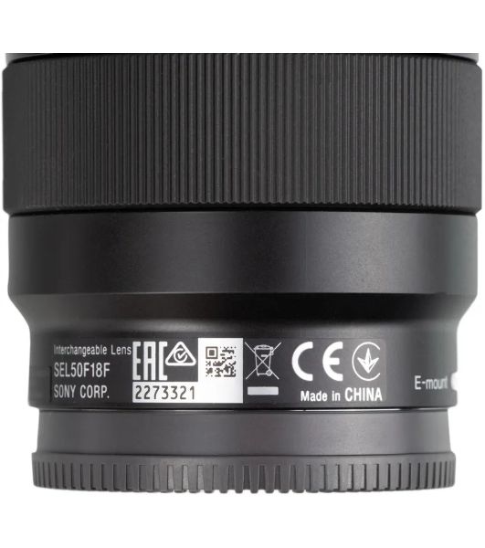Объектив Sony SEL50F18F.SYX, 50 мм, f/1.8, фикс-объектив, компактный светосильный стандартный объектив с асферическим элементом, Sony E (FE), черный