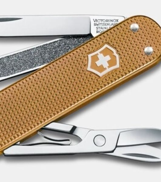 Нож перочинный Victorinox Classic SD Alox LE 2025 Stone Red (0.6221.L25) 58мм 5функц. красный подар.коробка