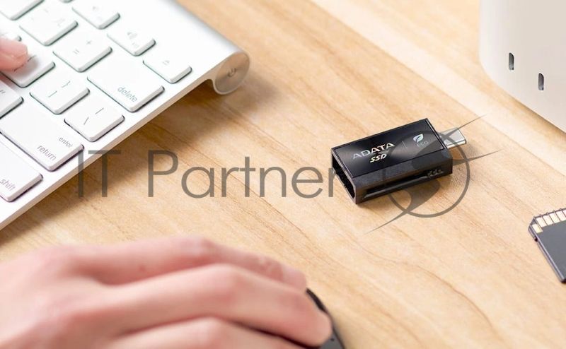 Внешний SSD ADATA SC730, 512 Gb, USB 3.2 Gen 2 Type-A/Type-C, R/W 600/600, черный