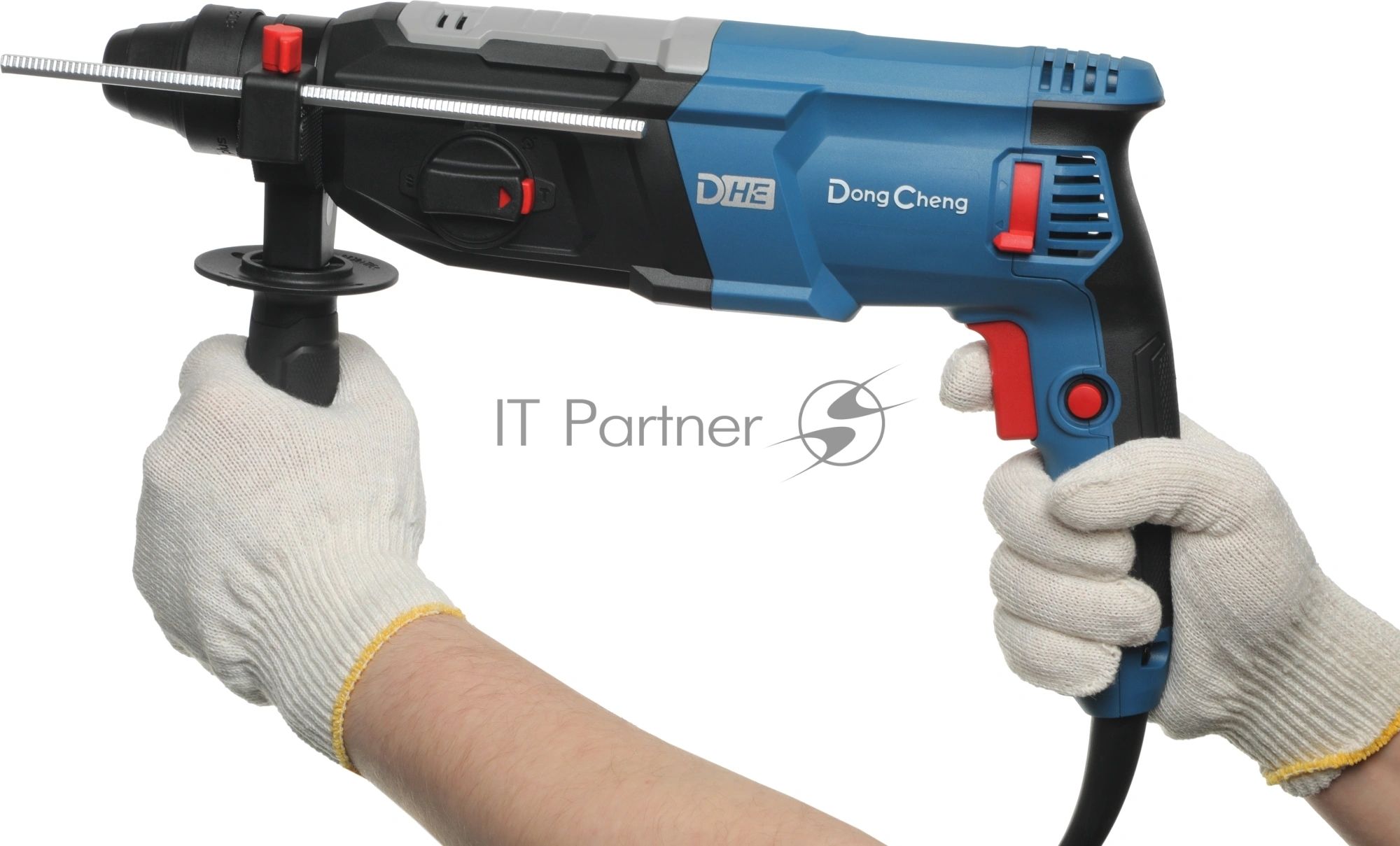 Перфоратор DongCheng DZC04-28, SDS-plus, 820 Вт, 3,3 Дж, от сети