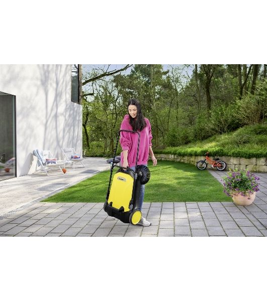 Подметальная машина ручная Karcher S 4 20 л, 1800 м²/ч