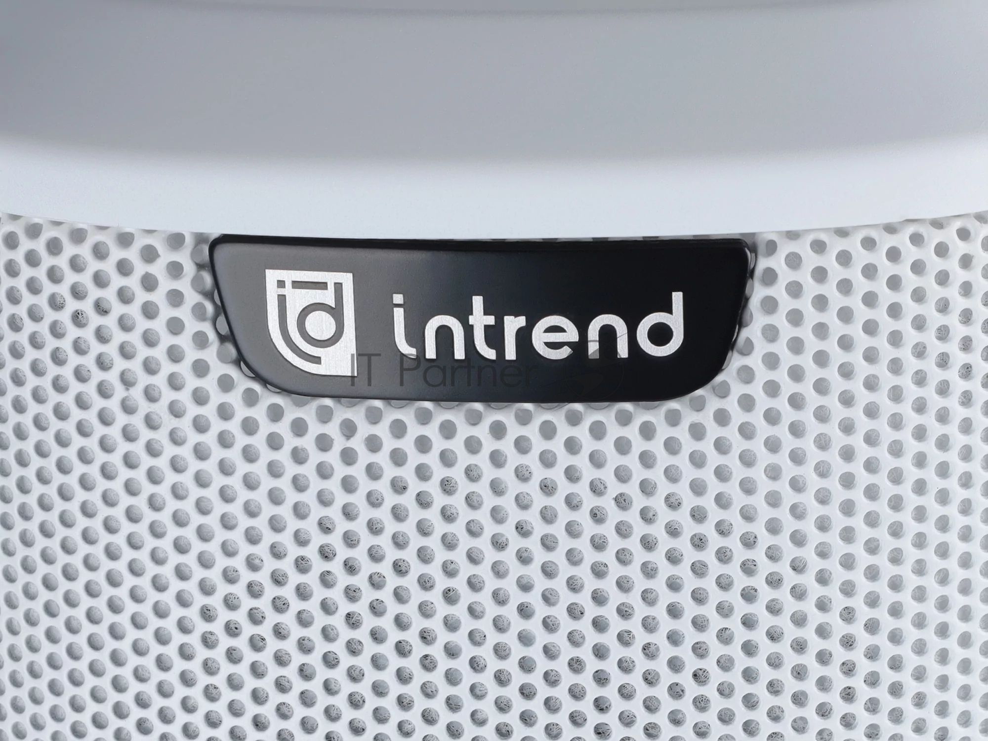 Звуковая колонна Intrend ITSPK-43DA-W активная 4x3", 240 Вт, вход DANTE, питание 110-220В, SPL 107dB, 80Hz18kHz, 20°х120° (VхH), вес 5.3кг, цвет белый, крепление в комплекте, (цена за 1шт., в упаковке 2 шт.)
