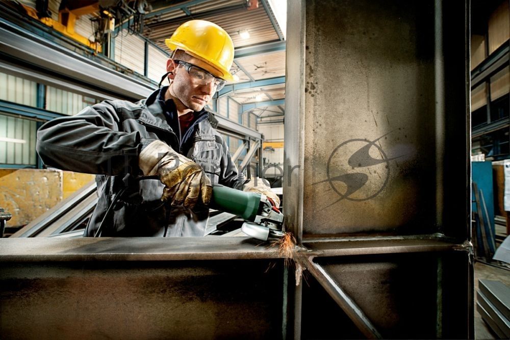 Шлифовальные машины Metabo WEV 17-125 Quick 600516000 шлифмашина угловая 1700вт,эл-ка,колесико