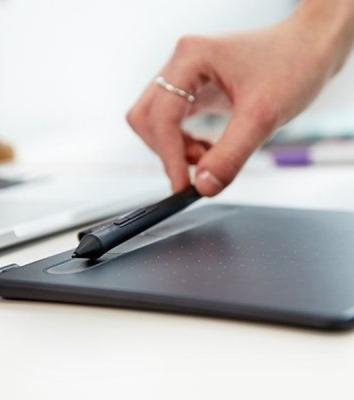 Графический планшет Wacom Intuos S CTL-4100K-N USB черный