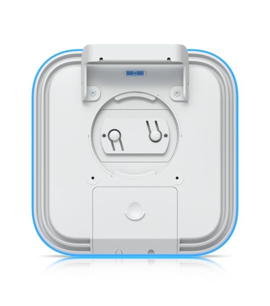 Точка доступа Wi-Fi Ubiquiti UniFi E7 AP Campus 2,4+5+6 ГГц, Wi-Fi 7, 4х4 MU-MIMO, 802.3bt, 1х 10G RJ45, 1х 1G RJ45