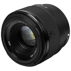 Объектив Sony SEL50F18F.SYX, 50 мм, f/1.8, фикс-объектив, компактный светосильный стандартный объектив с асферическим элементом, Sony E (FE), черный