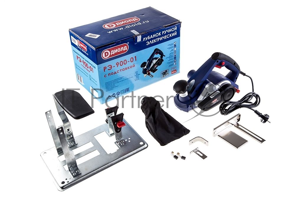 Рубанок ДИОЛД РЭ-900-01 с подставкой900Вт 16000об/мин глуб.0-3мм шир.82мм фальц0-15.5мм 2.7кг