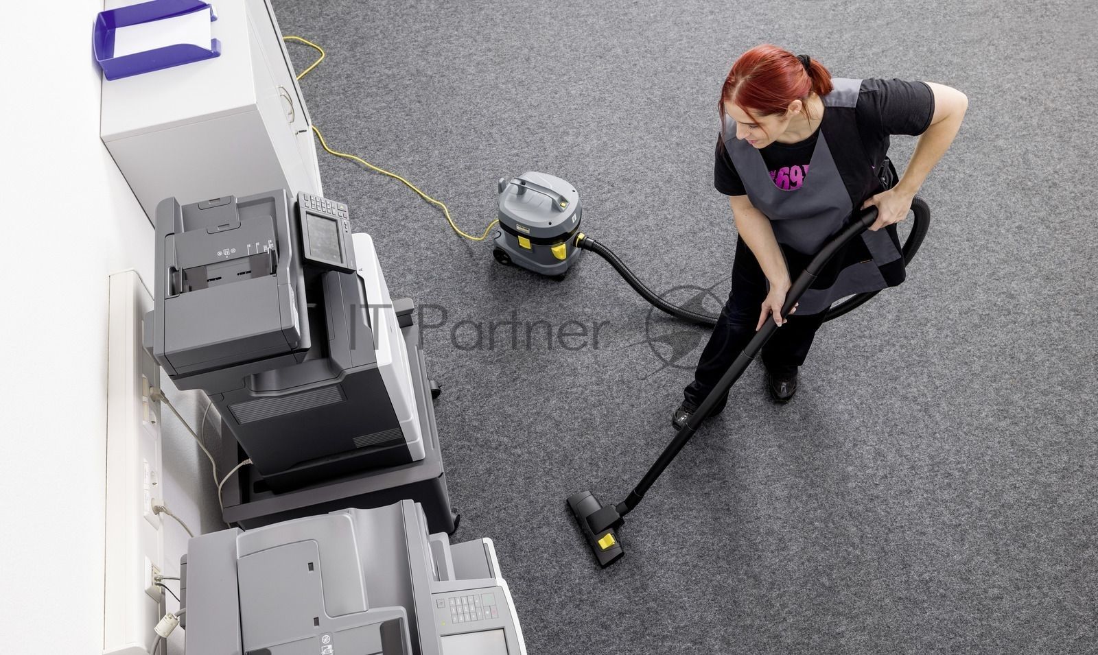 Пылесос Karcher T 11/1 Classic *EU желтый/серый, 850 Вт, уборка сухая, пылесборник контейнер/мешок, 11 л