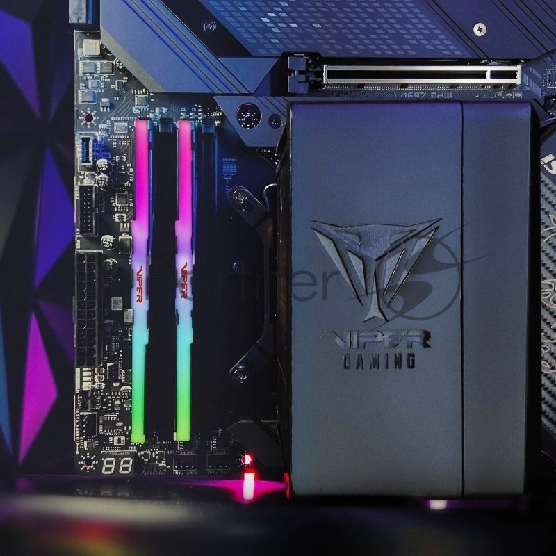 Оперативная память Patriot Memory Viper Venom, DDR5, 64GB (2x32GB), 6000 MHz, CL30, DIMM, с радиаторами, RGB, серебристый/черный