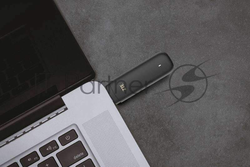 Модем 3G/4G ZTE F30Pro USB Wi-Fi VPN Firewall +Router внешний черный