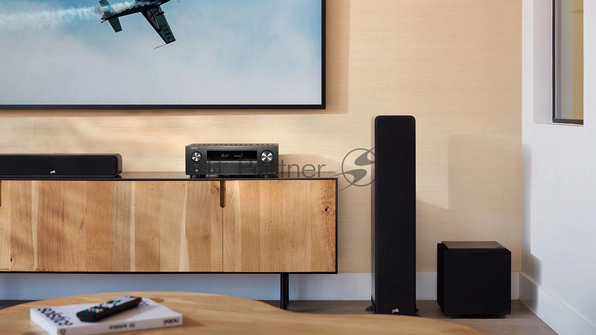 Ресивер AV Denon AVR-X580BT, 5.2, черный