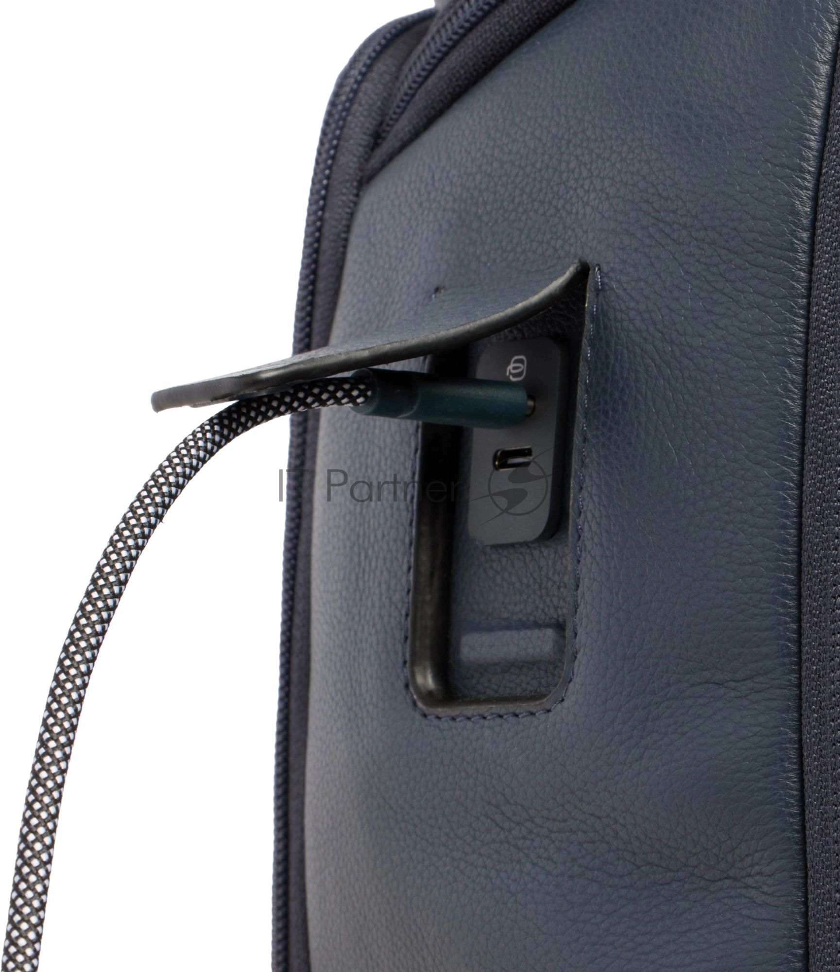 Рюкзак мужской Piquadro Russel CA7162W137/BLU синий натур.кожа