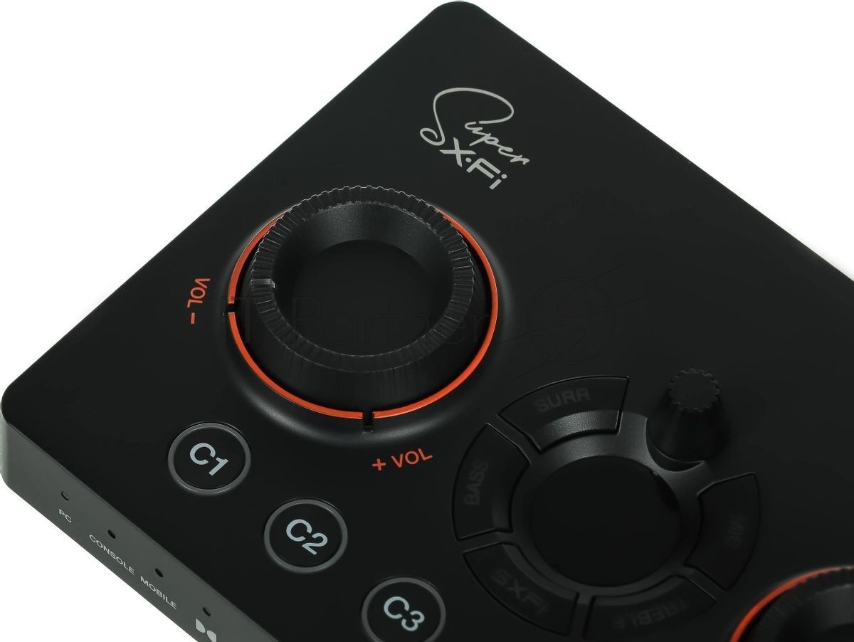 Звуковая карта Creative USB Sound BlasterX GC7 (Super X-Fi Ultra DSP) 7.1 Ret